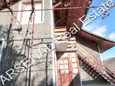 Обзаведена вила с. Горановци, Кюстендил