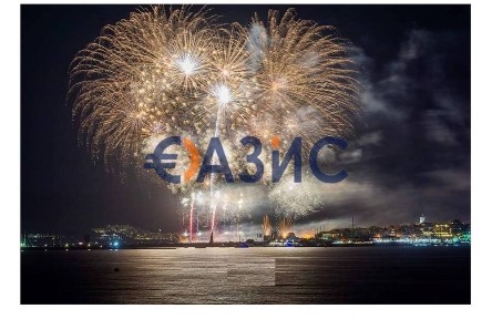 Тристаен апартамент с панорамна гледка към морето, без такса поддръжка