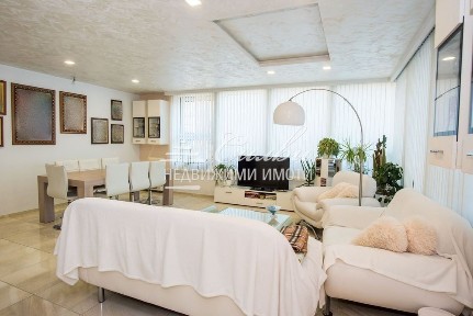 Област Шумен, гр. Шумен, Болницата