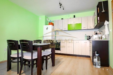 ТРИСТАЕН апартамент под наем - Чайка