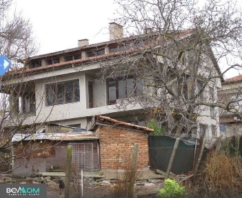 Недовършена къща 460 м2 гр. Бяла, Варненска област