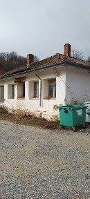 Продавам къща в с. Вълчан, до гр. Смолян