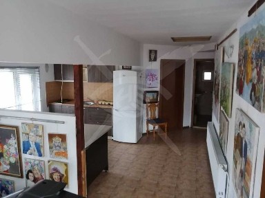 Двуетажна къща Кършияка