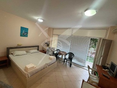 Едностаен апартамент в центъра на к. к “Слъбчев бряг”