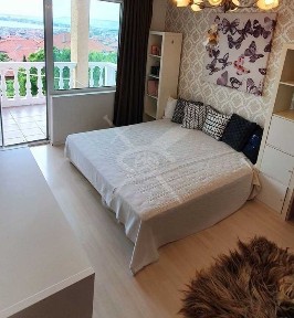 Къща в Свети Влас