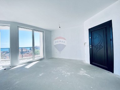 Двустаен апартамент с панорамна гледка, гр. Балчик