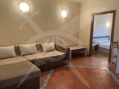 Двустаен апартамент в Елените 42075