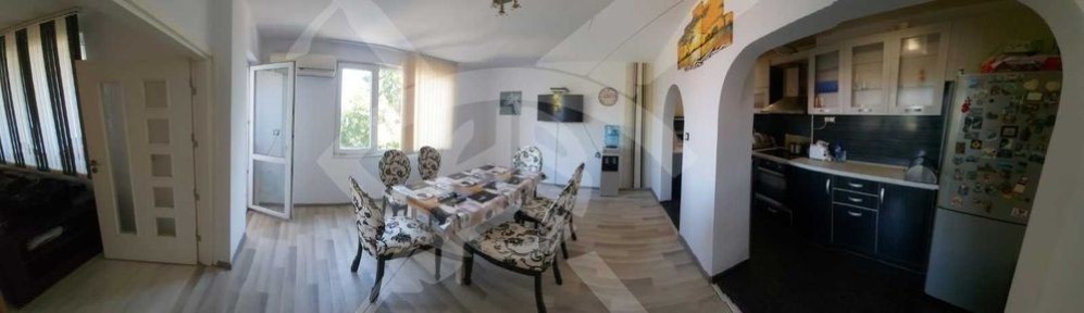 Четиристаен апартамент в кв. Аспарухово