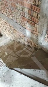 Двуетажна къща в Карнобат