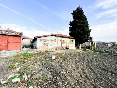 Къща в Добрич, област-с. Оброчище площ 100 кв. м