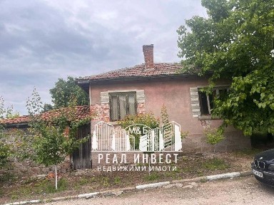 Продавам къща в с. Сталево