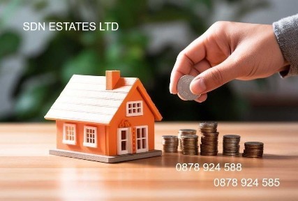 Продава дворно място с вила в м-ст ”Старите лозя”