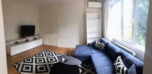 Луксозен Двустаен ап Оборище срещу мол Сердика