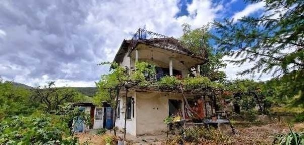 Област Пловдив, с. Брестник