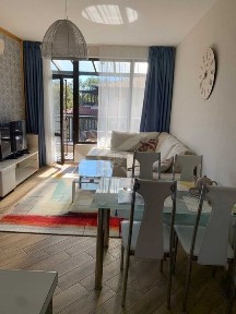 Тристаен апартамент в Приморско 70246