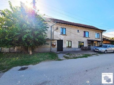 120348 Селски имот с огромен потенциал, Първомайци, Велико Търново