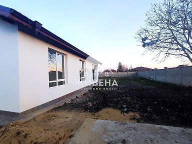 Продава нова монолитна къща, с. Баново, 100 кв. м, До ключ