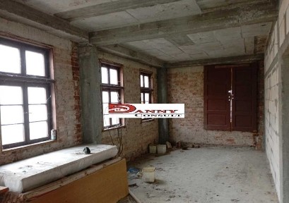 Двуетажна къща за продажба в гр. Плачковци