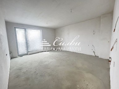 Област Шумен, гр. Шумен, Боян Българанов 1