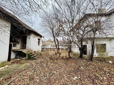 Къща в с. Лепица, област Плевен