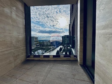 Луксозен апартамент с две спални за продажба, гр. Варна, Бриз, Я. И.