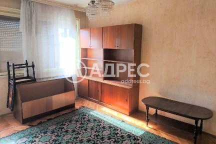 Двустаен апартамент в централната част на гр. Разград