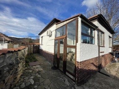 Продавам Къща