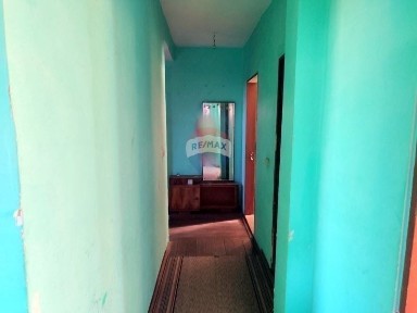 Етаж от къща с дворно място в центъра на гр. Попово, СР