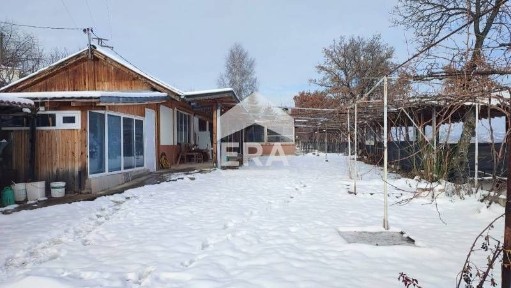 Къща в с. Логодаж с панорамна гледка