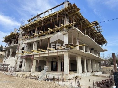 Двустаен апартамент пред Акт 15 по БДС за продажба в луксозна жилищна
