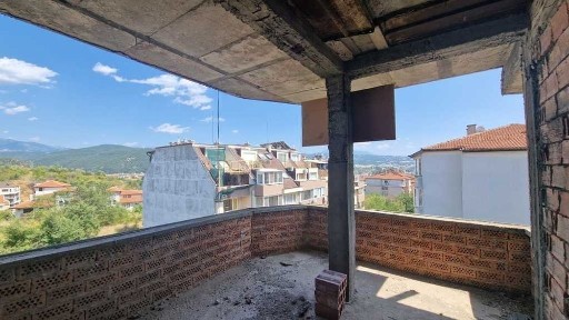 Многостаен апартамент за продажба находящ се в кв. Освобождение