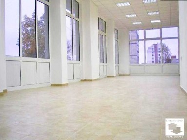 111382 Просторен магазин в кв. Колю Фичето, гр. В. Търново