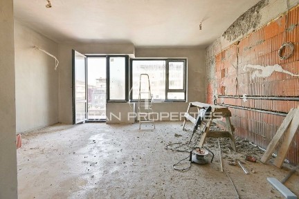 Тристаен, за продажба, ж. к. Студентски град