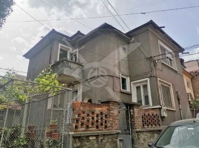 Етаж от къща в Асеновград