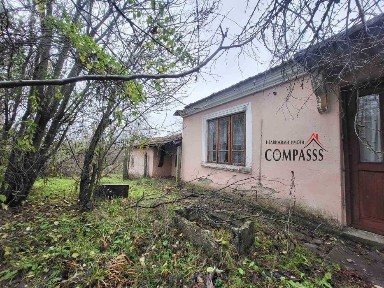 село Полк. Иваново, обл. Добрич, къща с двор - 28000лв!