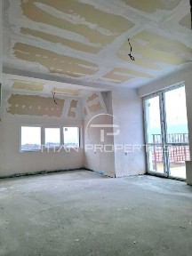 Двустаен апартамент / ателие в Коматевски възел