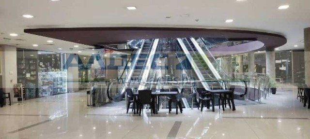 Продава магазин, жк. Младост 3