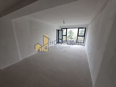 Тристаен апартамент в кв. Гоце Делчев