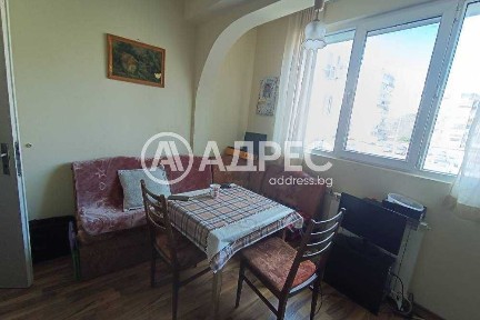 Двустаен апартамент