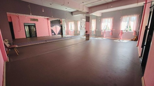 Зала за танци под наем в кв. Лозенец, гр. София.