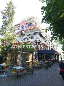 Продава се напълно обзаведено студио в идеалния център на Казанлък