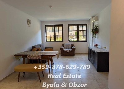 Тристаен апартамент в гр. Обзор в комплекс на първа линия