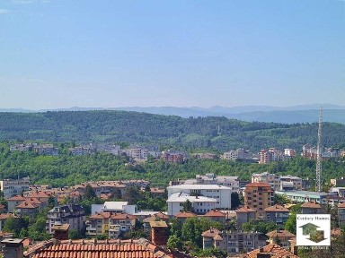 104932 Просторен апартамент в кв. Акация, Велико Търново