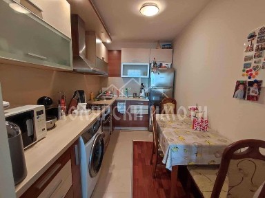 Комфортен тристаен апартамент в ж. к. Колю Фичето