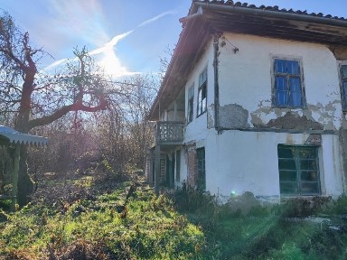 Къща на село във Велико Търновска област