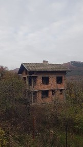 Продава къща в с. Скрино общ. Бобошево