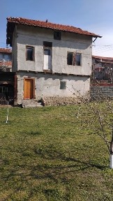 Продава къща в с. Усойка общ. Бобошево