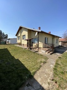 Продавам къща със цех за производство на тестени изделия