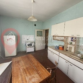 Етаж от къща в София-Овча Купел площ 90 цена 245000