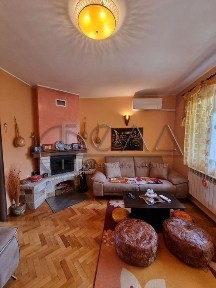 3-стаен в Кюстендил, област-гр. Дупница площ 100